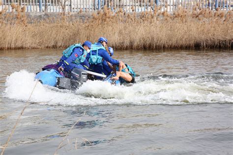 北京一男子为救落水儿童不幸溺亡，民政部门启动见义勇为认定程序_手机新浪网