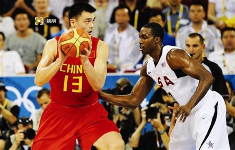 2008篮球中国vs美国高清全场回放 但后者开场就进球了而且是一个