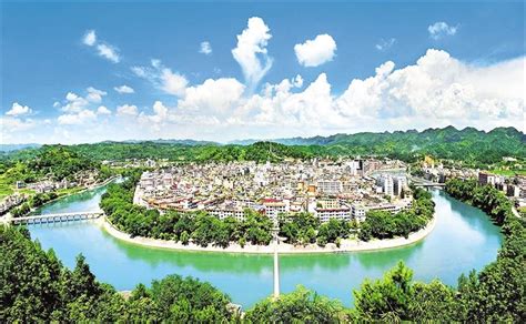 贵州平塘中国天眼景区和天文小镇