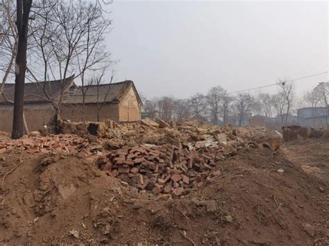 农村宅基地变成了空地,农村宅基地周围的空地,农村宅基地_大山谷图库