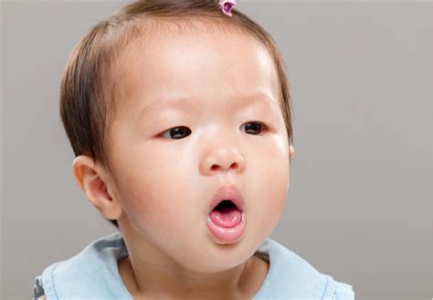 台湾知母时婴幼儿吸鼻器手拉式宝宝清理鼻涕屎家用鼻塞清洁吸_虎窝淘