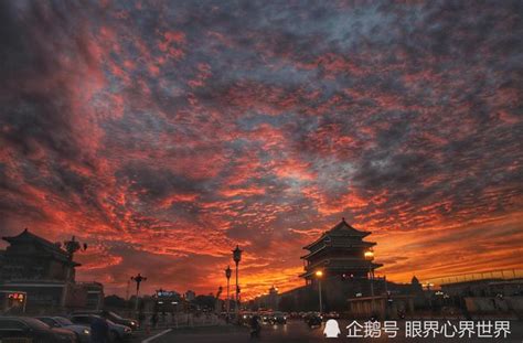 北京上空现火一样的云隙光 十分壮观-天气图集-中国天气网