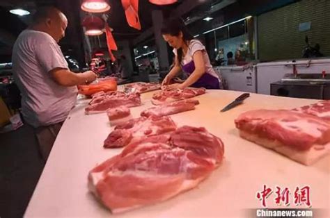 美环保组织除夕劝中国人少吃猪肉，网友：西方人少吃牛肉更能保护地球