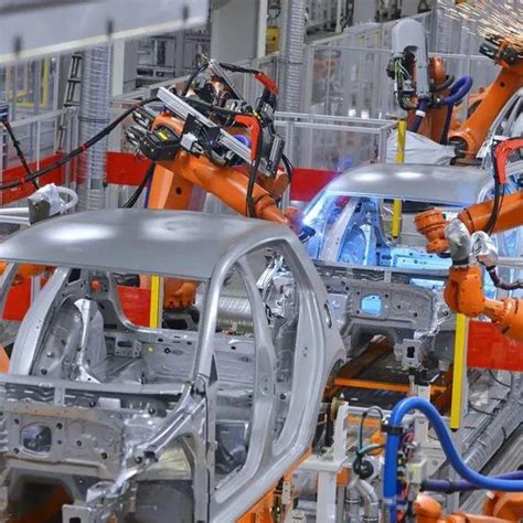 《比亚迪》西安二工厂焊装车间车身主焊线视频_腾讯视频