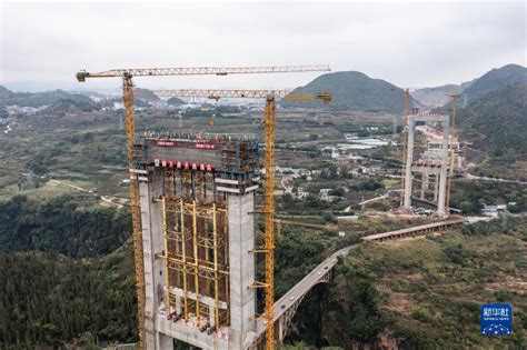 贵州兴义：纳怀河特大桥建设有序推进-人民图片网