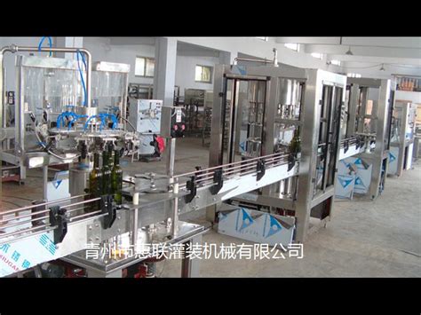 红酒灌装生产线_葡萄酒灌装机_青州市惠联灌装机械