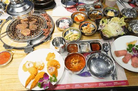 韩国料理海鲜料理高清图片下载-正版图片504922179-摄图网