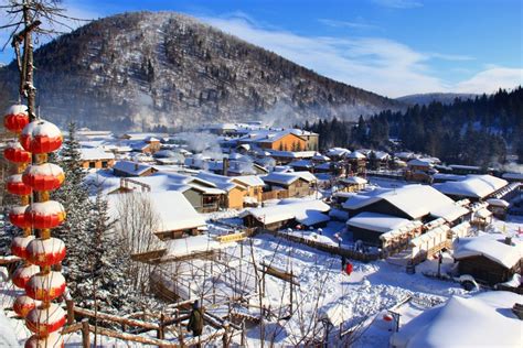 WHERE TO EXPERIENCE SNOW. DONGBEI (Northeastern) China Snow Town ...
