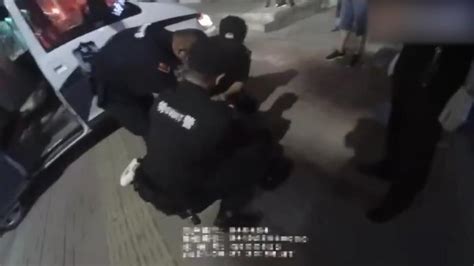 重庆一男子袭警，被民警开枪击伤后死亡 - 知乎