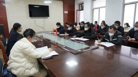 杨军红参加指导八里镇党委班子2022年度民主生活会并开展慰问活动