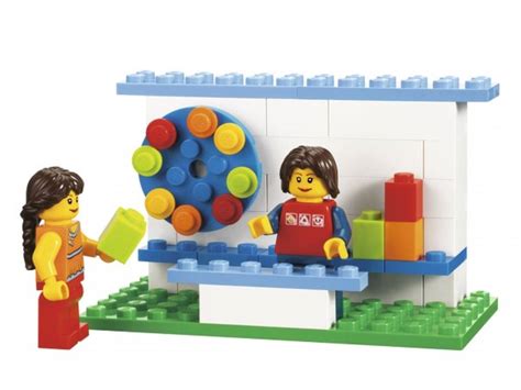 LEGO 9389 Community Set - KinderSpell