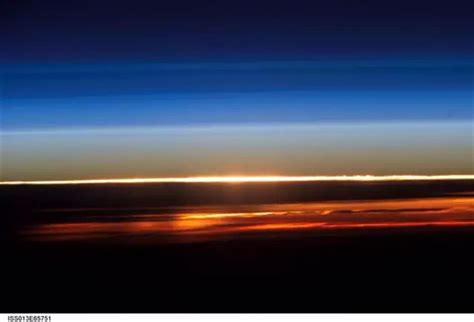 空间站每90分钟绕地球一圈 让“天和”带你看太空的日落有多美|空间站|90分钟-滚动读报-川北在线