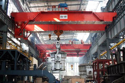 折臂伸缩吊 - 船用起重机-产品中心 - 河南海泰重工有限公司