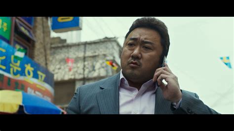 韩影票房：《犯罪都市2》三连冠 《侏罗纪3》追赶_手机新浪网