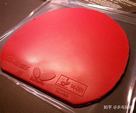乒乓球拍胶皮脏了如何清洗。