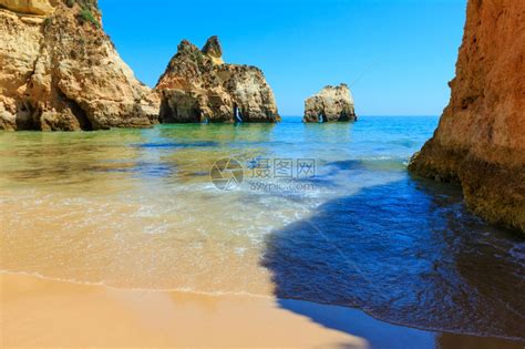 从DosTresIrmaos沙滩PortimaoAlvorAlgarve葡萄牙观看海景高清图片下载-正版图片306963707-摄图网