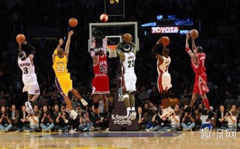 篮球跳投是什么意思 篮球跳投是先举球还是先起跳 - 圈外100