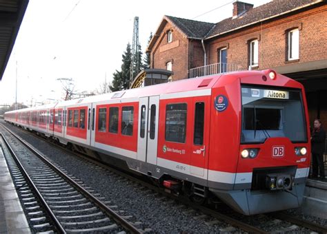 Baureihe 474 der DB in Hamburg