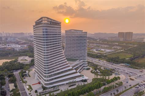 2022年7月武汉市光谷东商圈写字楼市场租赁情况__财经头条