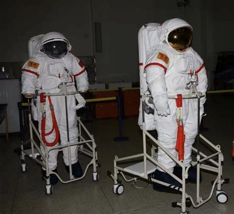 中国空间站首次太空授课今天开讲，快看看讲了什么__财经头条