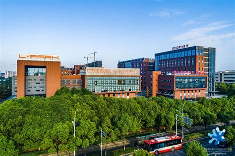 惠山筹建省级高新技术产业开发区 一年成名、两年成型、三年创成