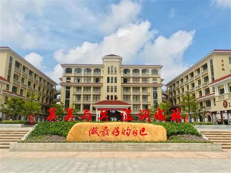 2023广东清远市清新区第二次招聘中心城区中学高层次教师23人（5月31日起报名）