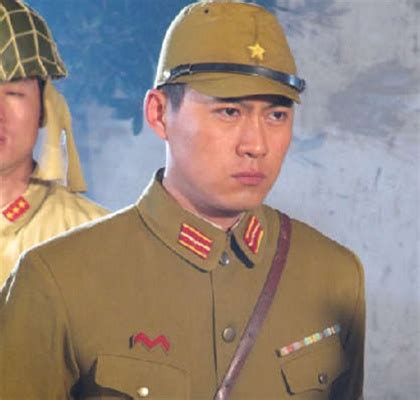 电视剧《激战江南》，丁达文穿上日军的衣服，接受了特高科的培训