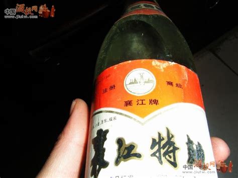 80年代末期襄樊特曲拍卖 价格表 中酒投 陈酒老酒出售平台