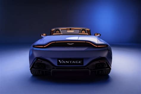 英国超跑品牌Aston Martin发布Aston Martin Vantage Roadster敞篷版，号称搭载世界最快敞篷机构。 - 爱玩库