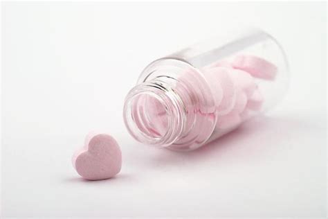 爱情药片：如果有能够控制爱情的药物你会用吗？-生命与医学-宇宙探索网