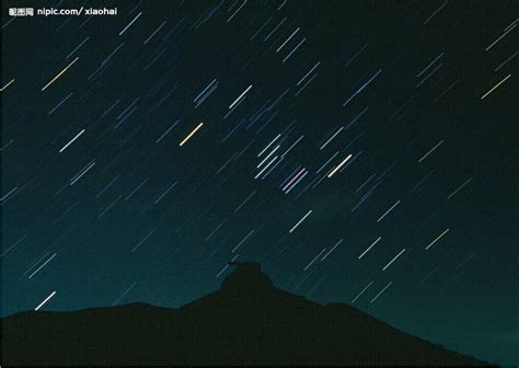 流星雨的星空图片素材-正版创意图片500768487-摄图网