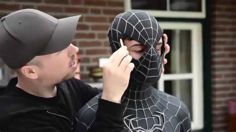 黑色蜘蛛侠战衣试穿体验，戴上眼罩后才是霸气的开始