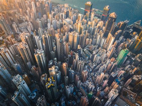中资企业占领中环，变迁的城市天际线，隐藏了香港的城市发展史