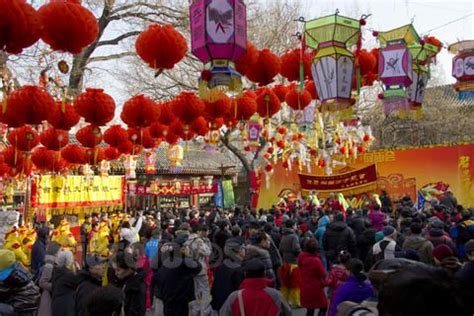 中国人过春节一般都吃什么 - 过年食俗