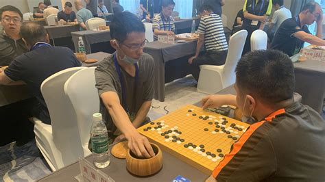 棋类社团：举办师生棋类联谊赛