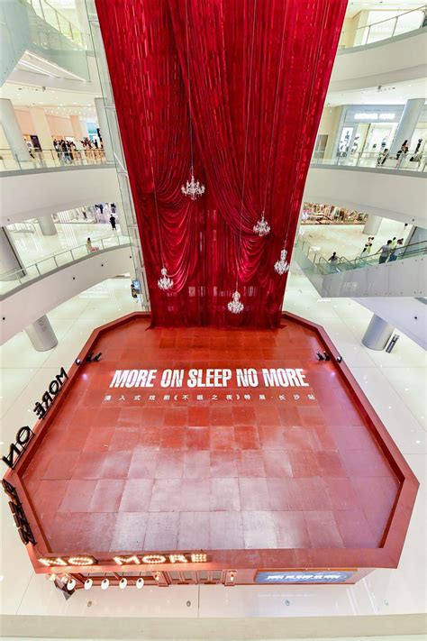 “沉浸式天花板”《不眠之夜》上海版五周年特展开启，未来更有大型沉浸式面具秀《燃烬城》从伦敦空降魔都 - 周到