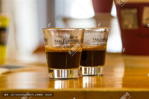 如何在家做意式浓缩咖啡（Espresso）？步骤分解 中国咖啡网 05月21日更新