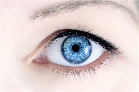 人类眼睛究竟有多少种颜色？？_圈子_医脉通