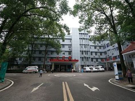 附属医院与合江县人民医院举行紧密型医联体授牌仪式-西南医科大学新闻网