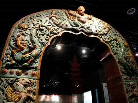 大报恩寺琉璃塔拱门——用延时技术记录古都南京历史穿梭
