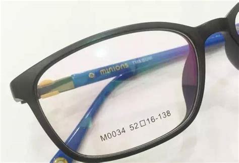 一种眼镜定型片以及基于该眼镜定型片的眼镜装配方法与流程