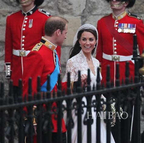 36岁离婚带娃的她即将成为英国新王妃！哈里王子这眼光靠谱吗？_凤凰时尚