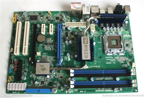 主板插了两个PCIe 4.0固态，会影响显卡的速度吗？_凤凰网