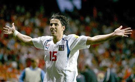 2004年欧洲杯最佳阵容，希腊神话在足坛上演，明日之星冉冉升起！