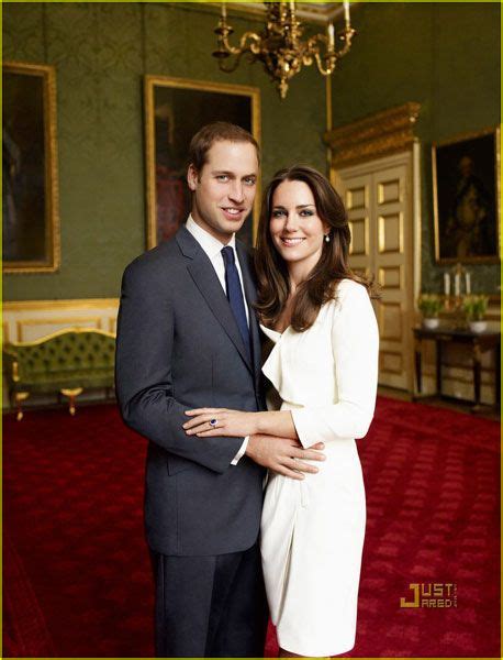 威廉王子官方订婚照公布 凯特获戴安娜宝石戒指--娱乐--人民网