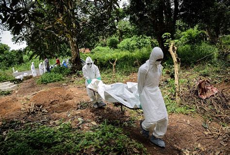 2014年，埃博拉病毒肆虐，这是我从医以来距离死亡最近的一次 - 知乎