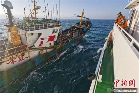 南海三个半月休渔结束 海南万艘渔船出港“耕海”__财经头条