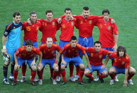 王朝落幕！2010年西班牙世界杯夺冠阵容已全部淡出国家队|国家队|西班牙世界杯|塞尔吉奥·布斯克茨_新浪新闻