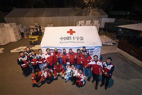中国红会紧急援助叙利亚救灾帐篷 连夜培训搭建-搜狐大视野-搜狐新闻