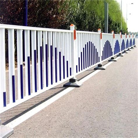 惠州市政护栏厂家，京式护栏港式护栏面包管护栏定制_广东中护围栏工程有限公司